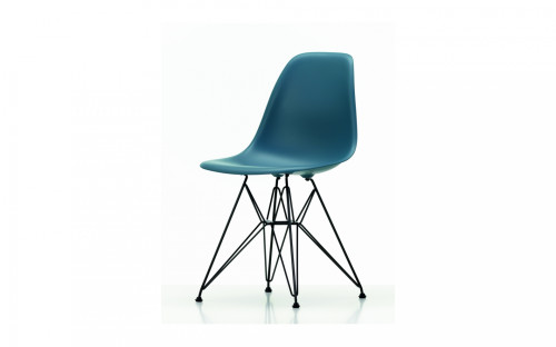 Eames Plastic Chair DSR par Vitra
