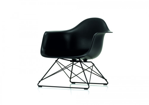 Eames Plastic Armchair LAR par Vitra